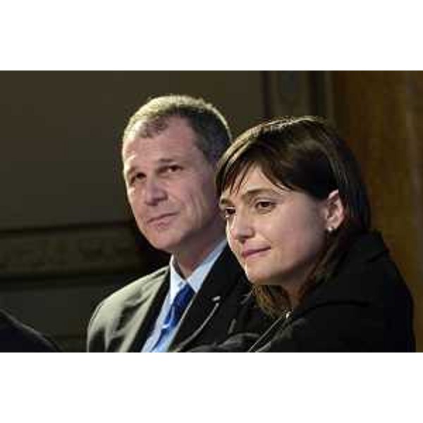 Alessio Lilli (Presidente e amministratore delegato SIOT S.p.A.) e Debora Serracchiani (Presidente Regione Friuli Venezia Giulia) al convegno internazionale "Friuli Venezia Giulia, Austria, Germania: energia per la crescita" organizzato per i 50 anni della Società Italiana Oleodotto Transalpino (SIOT) S.p.A. al Teatro Verdi - Trieste 27/04/2017