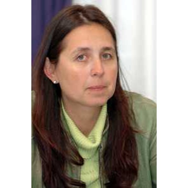 Michela Del Piero (Assessore regionale alla programmazione e controllo, alle risorse economiche e finanziarie, al patrimonio e servizi generali e alle pari opportunità) in primo piano (08/07/2005)
