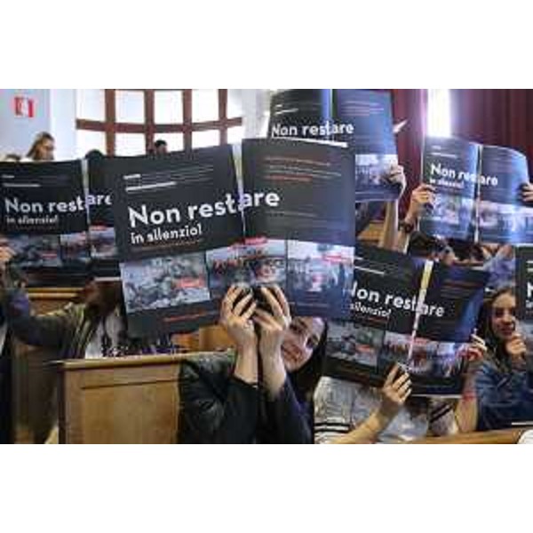 Meeting nazionale delle Scuole per la Pace, nella Sala della Comunicazione del Ministero dell'Istruzione - Roma 05/05/2017 (Foto Roberto Brancolini)