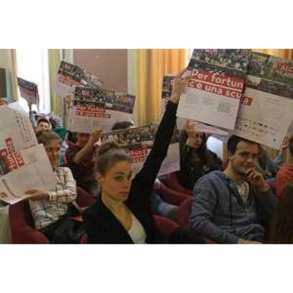 Meeting nazionale delle Scuole per la Pace, nella Sala della Comunicazione del Ministero dell'Istruzione - Roma 05/05/2017 (Foto Roberto Brancolini)