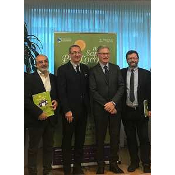 Antonio Giusa (Direttore Ente Regionale Patrimonio Culturale / ERPAC), Sergio Bolzonello (Vicepresidente Regione FVG e assessore Attività produttive, Turismo e Cooperazione), Valter Pezzarini (Presidente Comitato regionale Unione Nazionale Pro Loco Italia / UNPLI) ed Enio Agnola (Consigliere regionale) alla conferenza di presentazione della XVI edizione di "Sapori Pro Loco" - Udine 09/05/2017