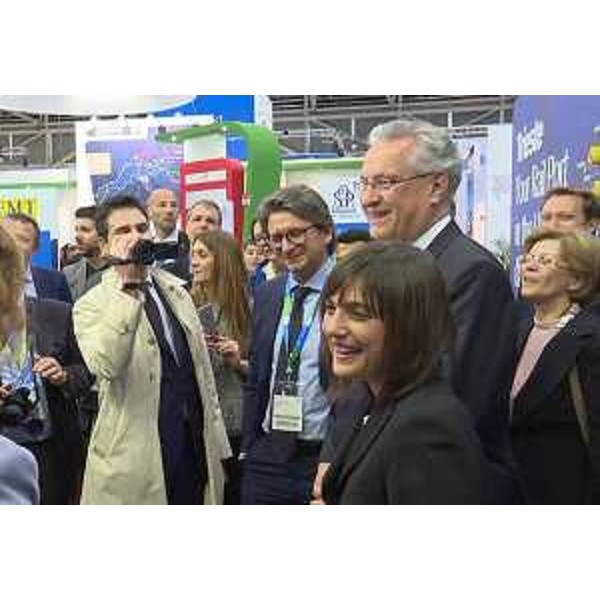 Debora Serracchiani (Presidente Regione Friuli Venezia Giulia) incontra Joachim Herrmann (Ministro Trasporti, Costruzioni e Interno Baviera) alla Fiera Transport Logistic - Monaco di Baviera 10/05/2017