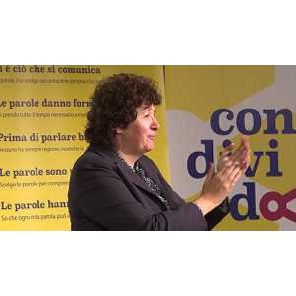 Loredana Panariti (Assessore regionale Lavoro, Formazione, Istruzione, Pari Opportunità, Politiche giovanili, Ricerca e Università) all'evento "Condivido", progetto educativo promosso da "Parole O_Stili" - Trieste 15/05/2017