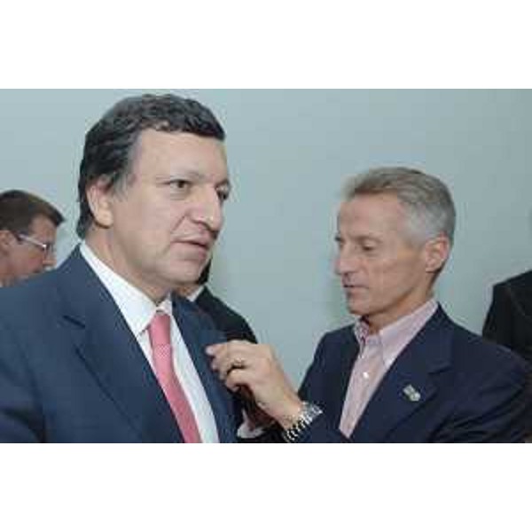 Riccardo Illy (Presidente Regione Friuli Venezia Giulia e Presidente ARE) con José Manuel Barroso (Presidente Commissione europea) all'assemblea generale dell'Assemblea delle Regioni d'Europa - ARE - a Udine. (Udine 09/11/07)