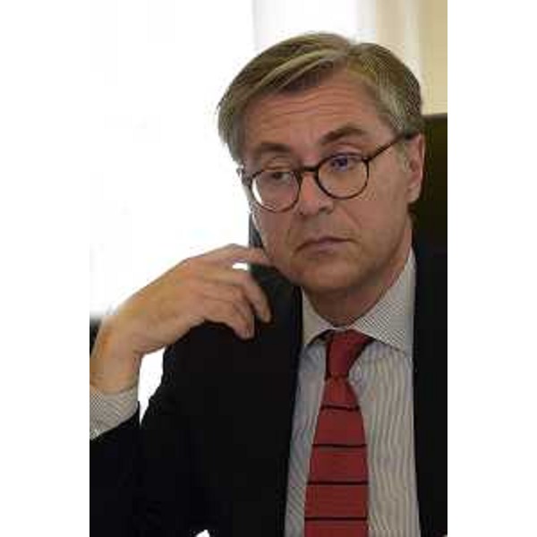 Francesco Peroni (Assessore regionale Finanze, Patrimonio, Coordinamento e Programmazione Politiche economiche e comunitarie) durante l'audizione di Cristiana Compagno (Presidente Mediocredito FVG) in I Commissione consiliare - Trieste 16/05/2017