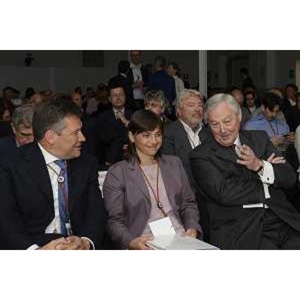 Debora Serracchiani (Presidente Regione Friuli Venezia Giulia) alla presentazione del progetto dedicato alle opportunità del digitale nell'era dell'Industria 4.0, curato dal Digital Hub TILT (Teorema Incubation Lab Trieste) - Trieste 17/05/2017