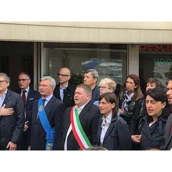 Debora Serracchiani (Presidente Regione Friuli Venezia Giulia) e Mariagrazia Santoro (Assessore regionale Infrastrutture e Territorio) all'inaugurazione della stagione turistica di Aprilia Marittima - Latisana 20/05/2017