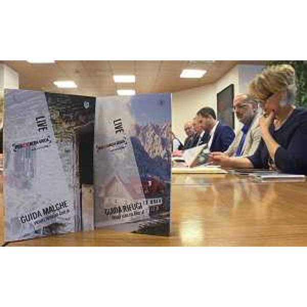 Presentazione delle Guida Malghe e Guida Rifugi del Friuli Venezia Giulia - Udine 23/05/2017