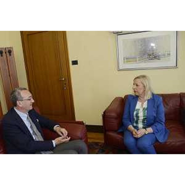Sergio Bolzonello (Vicepresidente Regione FVG e assessore Attività produttive, Turismo e Cooperazione) e Ingrid Sergas (Console generale Slovenia) - Trieste 30/05/2017