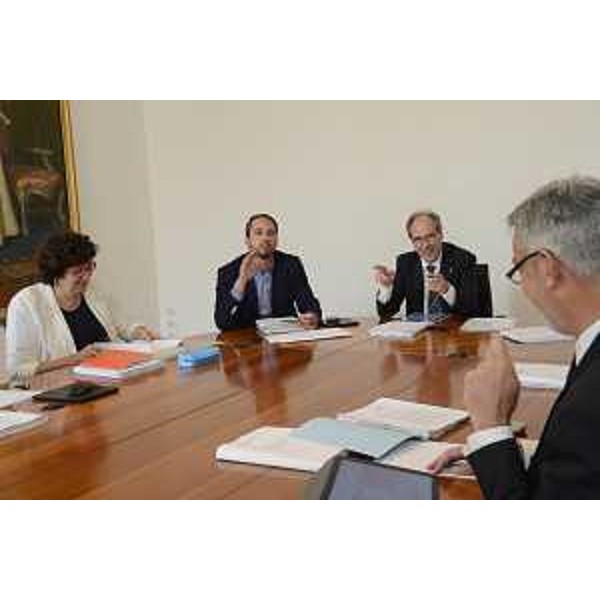 Gli assessori regionali Loredana Panariti (Lavoro, Formazione, Istruzione, Pari Opportunità, Politiche giovanili, Ricerca e Università), Cristiano Shaurli (Risorse agricole e forestali), Gianni Torrenti (Cultura, Sport e Solidarietà) e Paolo Panontin (Autonomie locali e Coordinamento Riforme, Comparto unico, Sistemi informativi, Caccia e Risorse ittiche, delegato Protezione civile) durante la seduta della Giunta regionale - Trieste 01/06/2017 