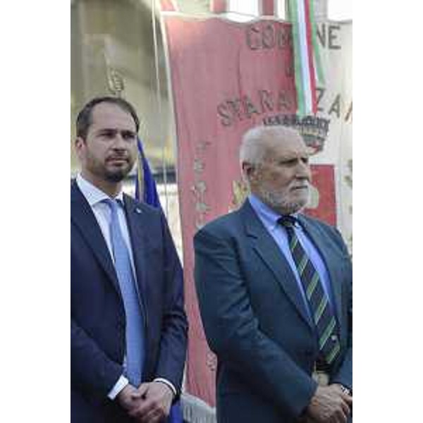 Cristiano Shaurli (Assessore regionale Risorse agricole e forestali) e Lucio Mucchino (Presidente Comitato 2 Giugno) alla celebrazione della Festa della Repubblica - Staranzano 02/06/2017
