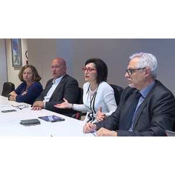 Sara Vito (Assessore regionale Ambiente ed Energia) all'incontro con i sindaci dei Comuni interessati dal nuovo elettrodotto e i rappresentanti di Terna - Udine 05/06/2017
