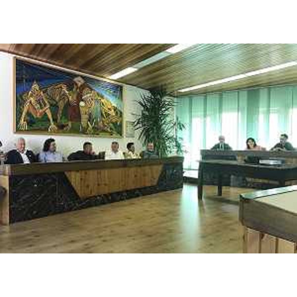 Mariagrazia Santoro (Assessore regionale Infrastrutture e Territorio) e Claudio De Lorenzo (Responsabile ANAS Area Nordest) all'incontro con i sindaci di Arta Terme, Cercivento, Ligosullo, Paluzza, Paularo, Ravascletto, Sutrio, Tolmezzo e Zuglio - Paluzza 08/06/2017