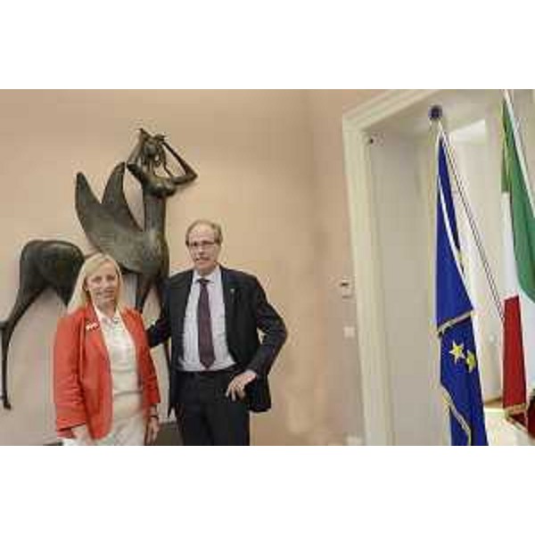 Ingrid Sergas (Console generale di Slovenia a Trieste) e Gianni Torrenti (Assessore regionale Cultura, Sport e Solidarietà) - Trieste 08/06/2017