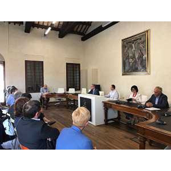 Sara Vito (Assessore regionale Ambiente ed Energia) alla riunione sulla sicurezza idraulica del Bacino del Livenza, in Municipio - Portobuffolè (TV) 08/06/2017