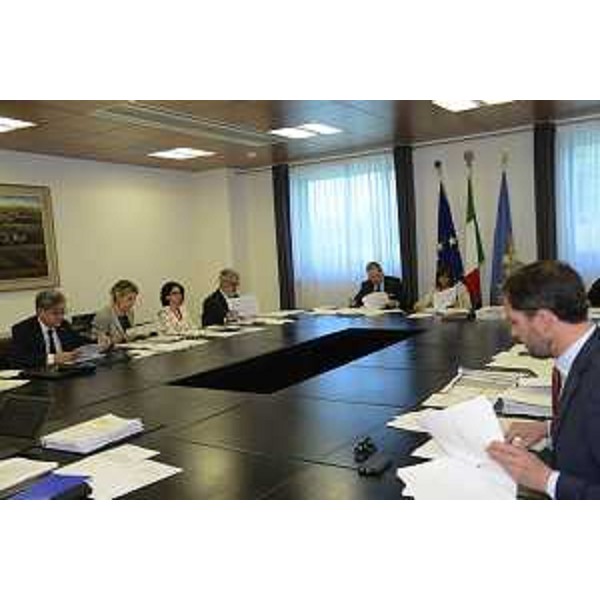 Debora Serracchiani (Presidente Regione Friuli Venezia Giulia) presiede la riunione della Giunta regionale - Udine 09/06/2017