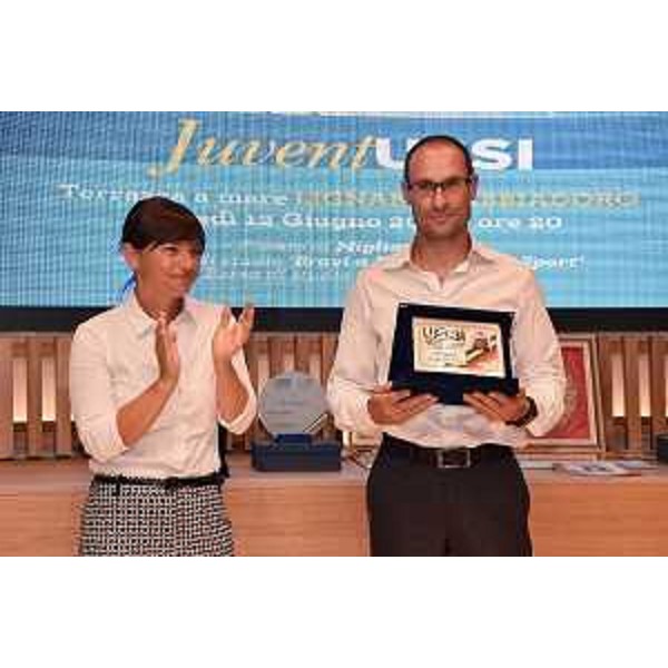 Debora Serracchiani (Presidente Regione Friuli Venezia Giulia) e Giorgio Di Centa (Campione olimpico sci di fondo) al premio "JuventUSSI" - Lignano Sabbiadoro 12/06/2017