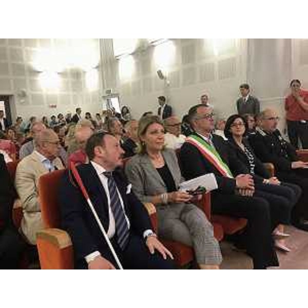 Gli assessori regionali Maria Sandra Telesca (Salute, Integrazione socio-sanitaria, Politiche sociali e Famiglia) e Sara Vito (Ambiente ed Energia) all'inaugurazione del Centro residenziale per lautismo - Medea 13/06/2017