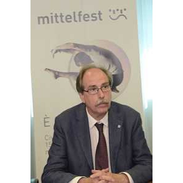 Gianni Torrenti (Assessore regionale Cultura, Sport e Solidarietà) alla conferenza stampa di presentazione del Mittelfest - Udine 15/06/2017