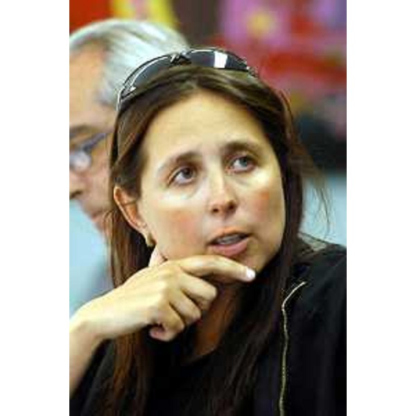 Michela Del Piero (Assessore regionale alla programmazione e controllo, alle risorse economiche e finanziarie, al patrimonio e servizi generali e alle pari opportunità) in primo piano 