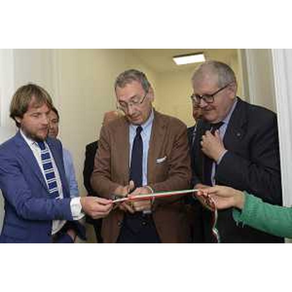 Sergio Bolzonello (Vicepresidente Regione FVG e assessore Attività produttive, Turismo e Cooperazione) e Graziano Tilatti (Presidente CATA Artigianato FVG) all'inaugurazione della sede del CATA Artigianato FVG in via Valdirivo 42 - Trieste 16/06/2017