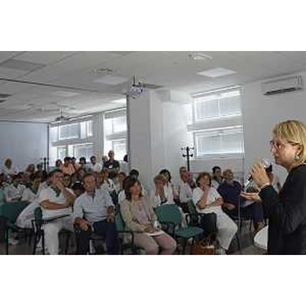 Maria Sandra Telesca (Assessore regionale Salute, Integrazione socio-sanitaria, Politiche sociali e Famiglia), Debora Serracchiani (Presidente Regione Friuli Venezia Giulia) all'incontro con il personale dell'ospedale Burlo Garofolo - Trieste 21/06/2017