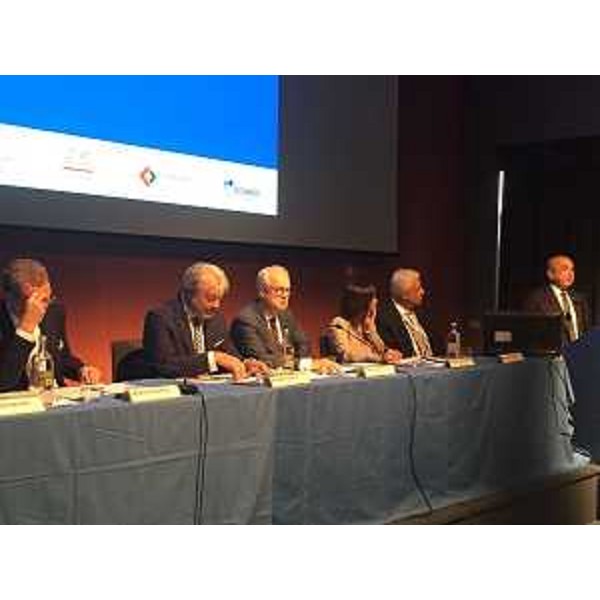 Debora Serracchiani (Presidente Regione Friuli Venezia Giulia) e Sergio Bolzonello (Vicepresidente Regione FVG e assessore Attività produttive, Turismo e Cooperazione) all'assemblea regionale di Confcommercio FVG - Trieste 21/06/2017