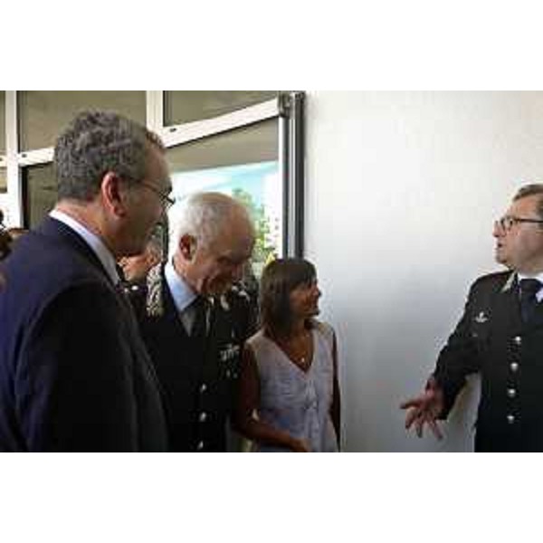 Sergio Bolzonello (Vicepresidente Regione FVG e assessore Attività produttive, Turismo e Cooperazione) e Debora Serracchiani (Presidente Regione Friuli Venezia Giulia) alla cerimonia di inaugurazione del nuovo Comando provinciale dei Carabinieri - Pordenone 23/06/2017