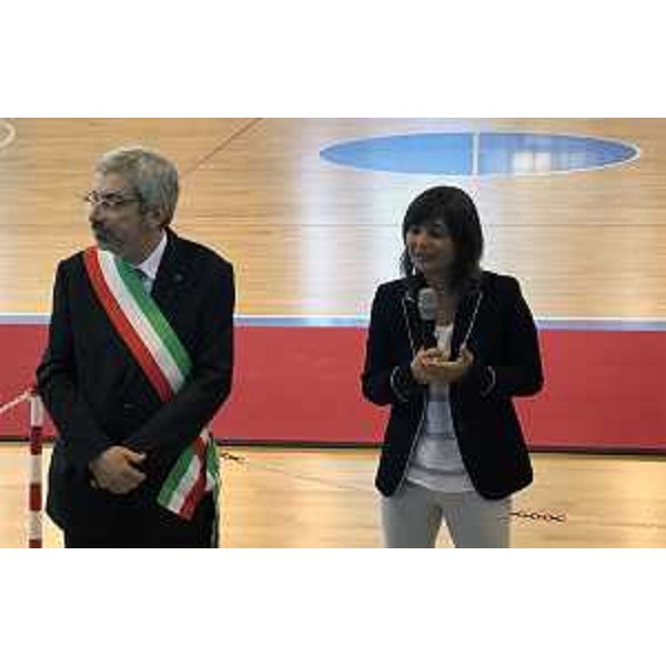 Furio Honsell (Sindaco Udine) e Debora Serracchiani (Presidente Regione Friuli Venezia Giulia) all'inaugurazione del rinnovato palasport Carnera - Udine 26/06/2017