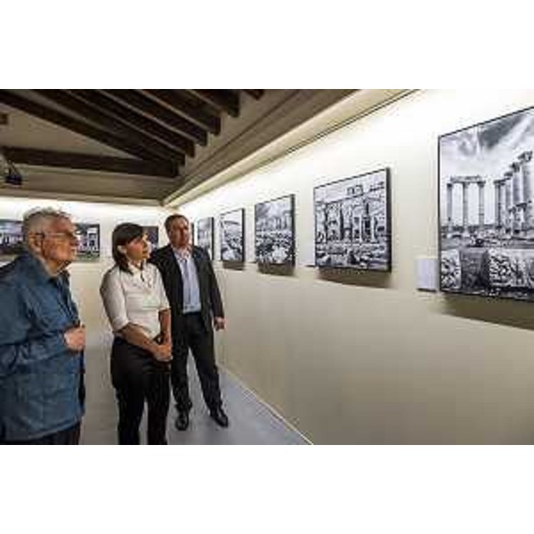 Debora Serracchiani (Presidente Regione Friuli Venezia Giulia) all'inaugurazione della mostra "Volti di Palmira ad Aquileia" - Aquileia 01/07/2017