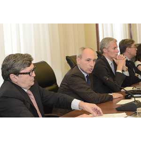 Maurizio Castagna (Presidente Autovie Venete) e Pietro Del Fabbro (Presidente Friulia) durante l'audizione della prima commissione permanente del Consiglio regionale - Trieste 03/07/2017