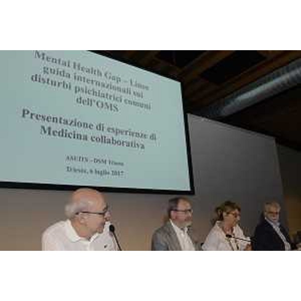 Maria Sandra Telesca (Assessore regionale Salute, Integrazione socio-sanitaria, Politiche sociali e Famiglia) al convegno "Mental Health Gap - Linee guida internazionali sui disturbi psichiatrici comuni dell'OMS" - Trieste 06/07/2017