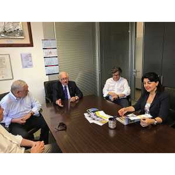 Mariagrazia Santoro (Assessore regionale Infrastrutture e Territorio) durante la visita alla Tecnocom - Udine 13/07/2017