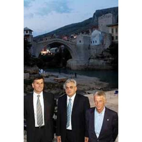 Riccardo Illy (Presidente Regione Friuli Venezia Giulia) alla Summer School (Mostar, 28/08/05)