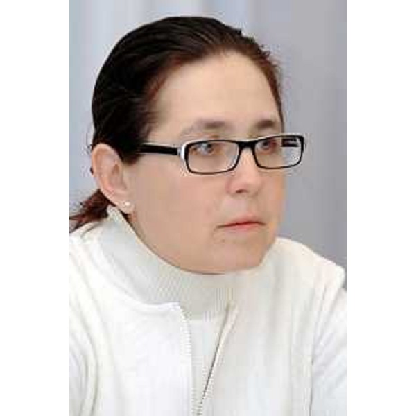 Michela Del Piero (Assessore regionale alla programmazione e controllo, alle risorse economiche e finanziarie, al patrimonio e servizi generali e alle pari opportunità) in primo piano (21/01/2005)