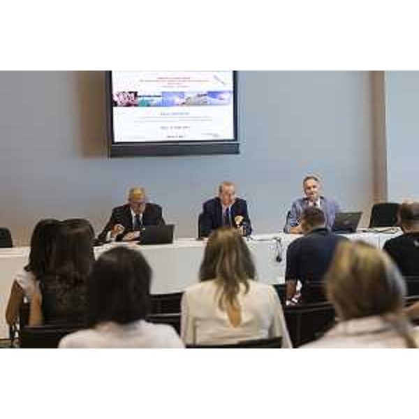 Marco Tullio Petrangelo (Direttore generale PromoTurismo FVG), Sergio Bolzonello (Vicepresidente Regione FVG e assessore Attività produttive, Turismo e Cooperazione) e Bruno Bertero (Direttore Marketing PromoTurismo FVG) alla presentazione dei dati sul turismo in FVG nel primo semestre 2017 - Udine 27/07/2017 (Foto Fabrice Gallina)