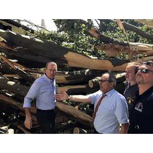 Sergio Bolzonello (Vicepresidente Regione FVG e assessore Attività produttive, Turismo e Cooperazione) durante il sopralluogo nei Comuni colpiti dal maltempo - San Vito al Tagliamento 11/08/2017
