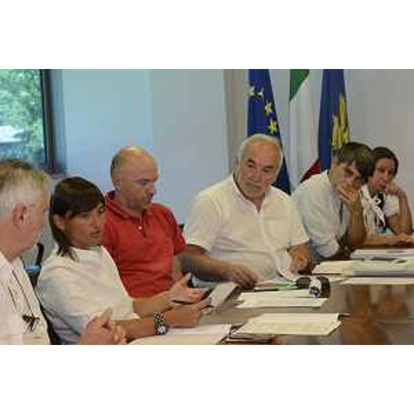 Debora Serracchiani (Presidente Regione Friuli Venezia Giulia) all'incontro con i componenti del Tavolo di coordinamento del Forum del Terzo Settore - Udine 22/08/2017