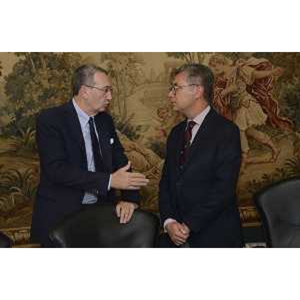 Sergio Bolzonello (Vicepresidente Regione FVG e assessore Attività produttive, Turismo e Cooperazione) e Francesco Peroni (Assessore regionale Finanze, Patrimonio, Coordinamento e Programmazione Politiche economiche e comunitarie) durante la riunione della Giunta regionale - Trieste 01/09/2017