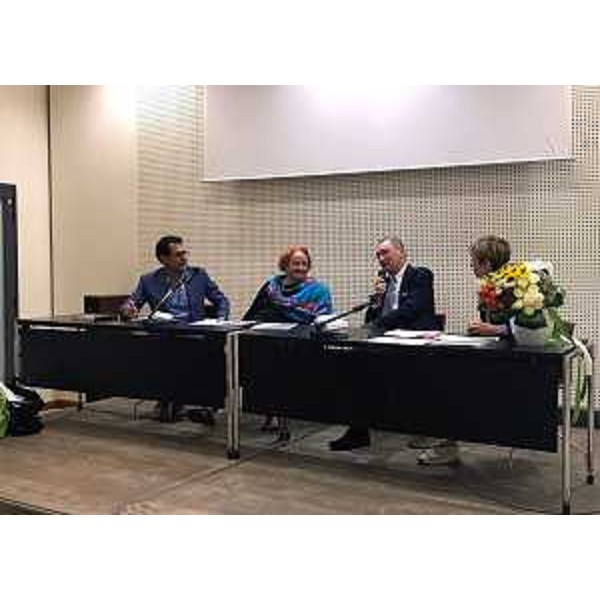Pietro Tropeano (Assessore comunale cultura Pordenone), Maria Grazia Liverani (Direttore scientifico Atelier di lettura) Sergio Bolzonello (Vicepresidente Regione FVG e assessore Attività produttive, Turismo e Cooperazione) e Lorella Fiorot (Presidente Atelier di lettura) in occasione del trentennale di attività dell'Atelier di lettura - Pordenone 04/09/2017