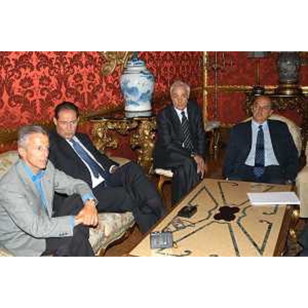 Riccardo Illy (Presidente Regione Friuli Venezia Giulia) e Giancarlo Galan (Presidente Regione Veneto) a presentazione Multiutilities (Venezia, 21/07/05)