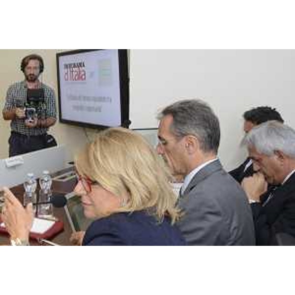 Maria Sandra Telesca (Assessore regionale Salute, Integrazione socio-sanitaria, Politiche sociali e Famiglia) all'incontro "L'efficacia dei farmaci equivalenti tra pregiudizi e opportunità" - Trieste 07/09/2017
