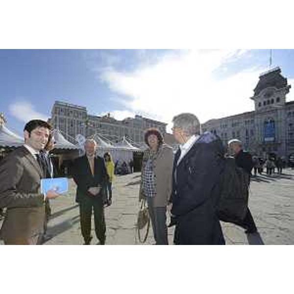 Sergio Paoletti (Presidente AREA Science Park) e Loredana Panariti (Assessore regionale Lavoro, Formazione, Istruzione, Pari Opportunità, Politiche giovanili, Ricerca e Università) all'inaugurazione di Trieste Next - Trieste 21/09/2017