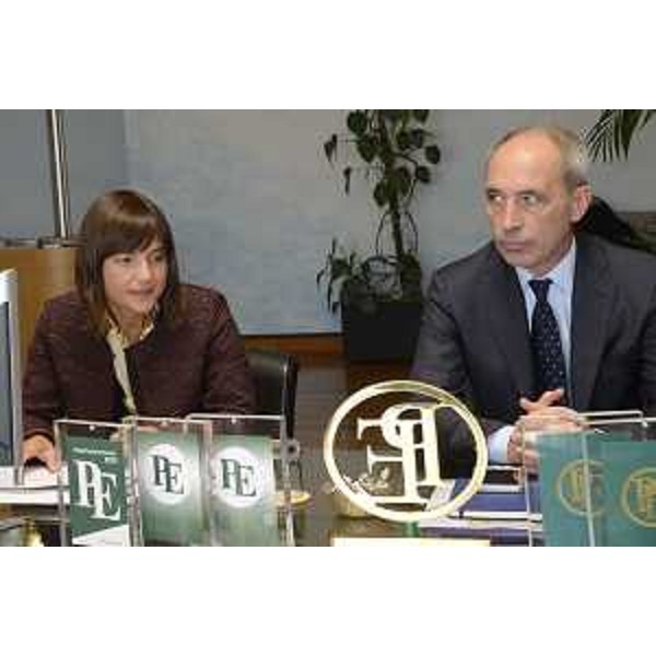 Debora Serracchiani (Presidente Regione Friuli Venezia Giulia) e Pietro Del Fabbro (Presidente Friulia) alla presentazione dei dati di avanzamento del piano industriale 2014-17 di Friulia - Trieste 22/09/2017