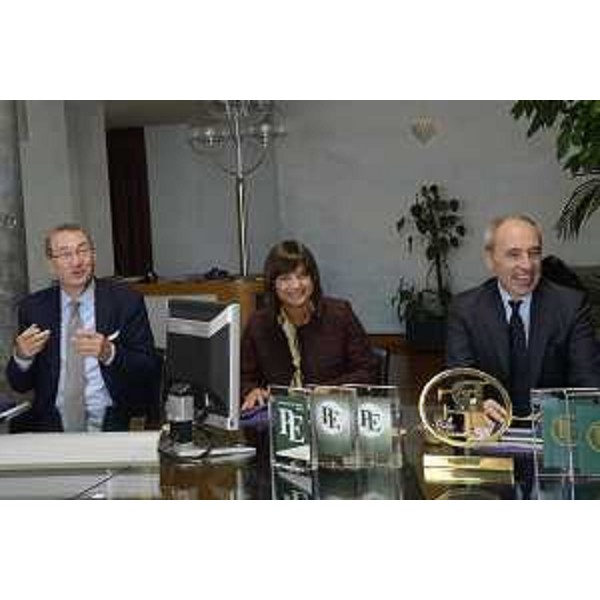 Sergio Bolzonello (Vicepresidente Regione FVG e assessore Attività produttive, Turismo e Cooperazione), Debora Serracchiani (Presidente Regione Friuli Venezia Giulia) e Pietro Del Fabbro (Presidente Friulia) alla presentazione dei dati di avanzamento del piano industriale 2014-17 di Friulia - Trieste 22/09/2017