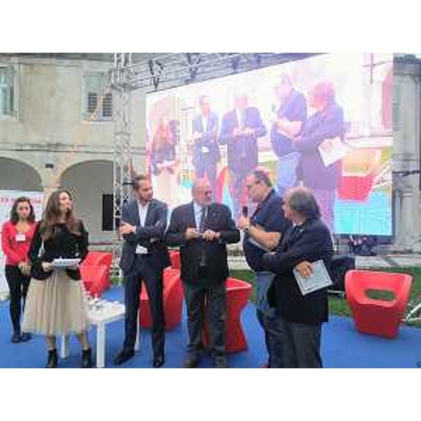 Cristiano Shaurli (Assessore regionale Risorse agricole e forestali), Rodolfo Ziberna (Sindaco Gorizia), Gianfranco Vissani (Chef) e Davide Paolini (Critico enogastronomico) a "Gusti di Frontiera" - Gorizia 23/09/2017