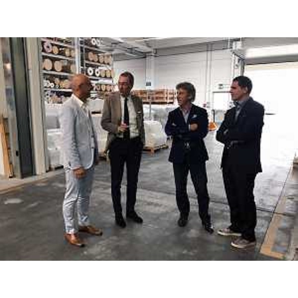 Sergio Bolzonello (Vicepresidente Regione FVG e assessore Attività produttive, Turismo e Cooperazione) durante la visita alla Lamitex - Spilimbergo 25/09/2017