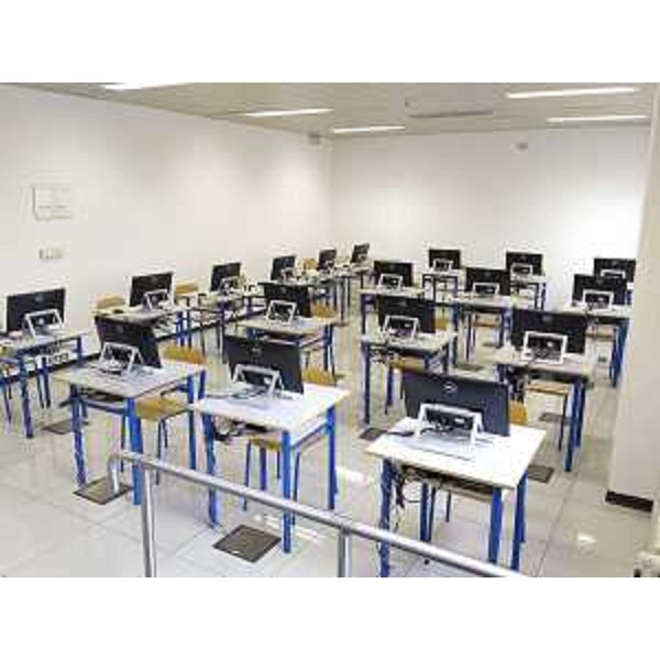 La nuova sala per gli esami di teoria presso la sede della motorizzazione - Gorizia 25/09/2017