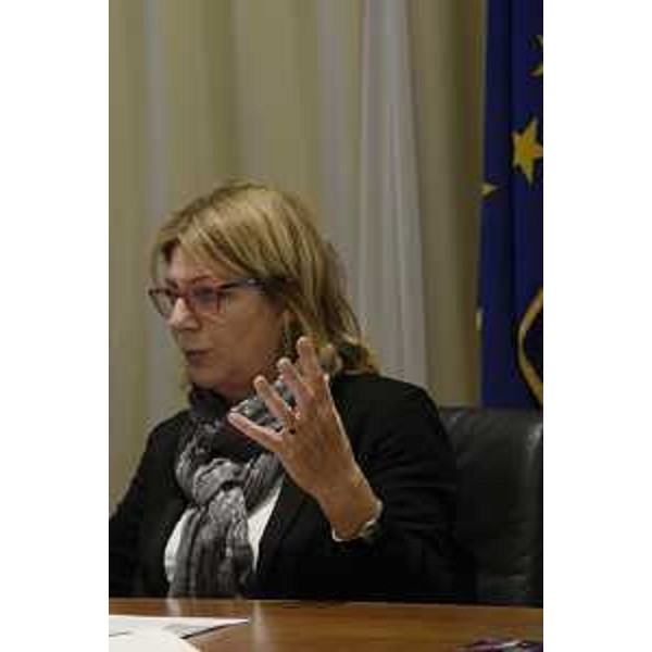 Maria Sandra Telesca (Assessore regionale Salute, Integrazione socio-sanitaria, Politiche sociali e Famiglia) illustra il documento sulla programmazione degli investimenti 2017-2019 in ambito sanitario - Trieste 29/09/2017