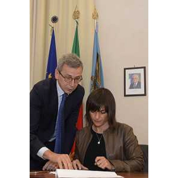 Adriano Marcolongo (Direttore centrale Salute Regione FVG) e Debora Serracchiani (Presidente Regione Friuli Venezia Giulia) alla presentazione del documento sulla programmazione degli investimenti 2017-2019 in ambito sanitario - Trieste 29/09/2017